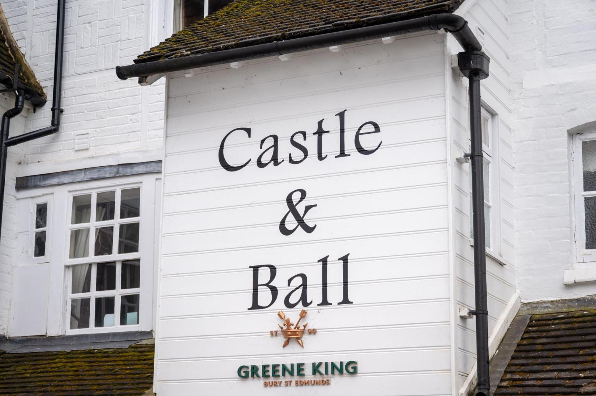 Castle And Ball By Greene King Inns Marlborough Luaran gambar